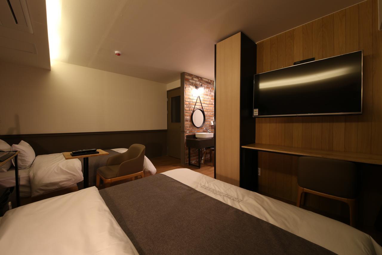 Hotel Chicago Changwon Luaran gambar